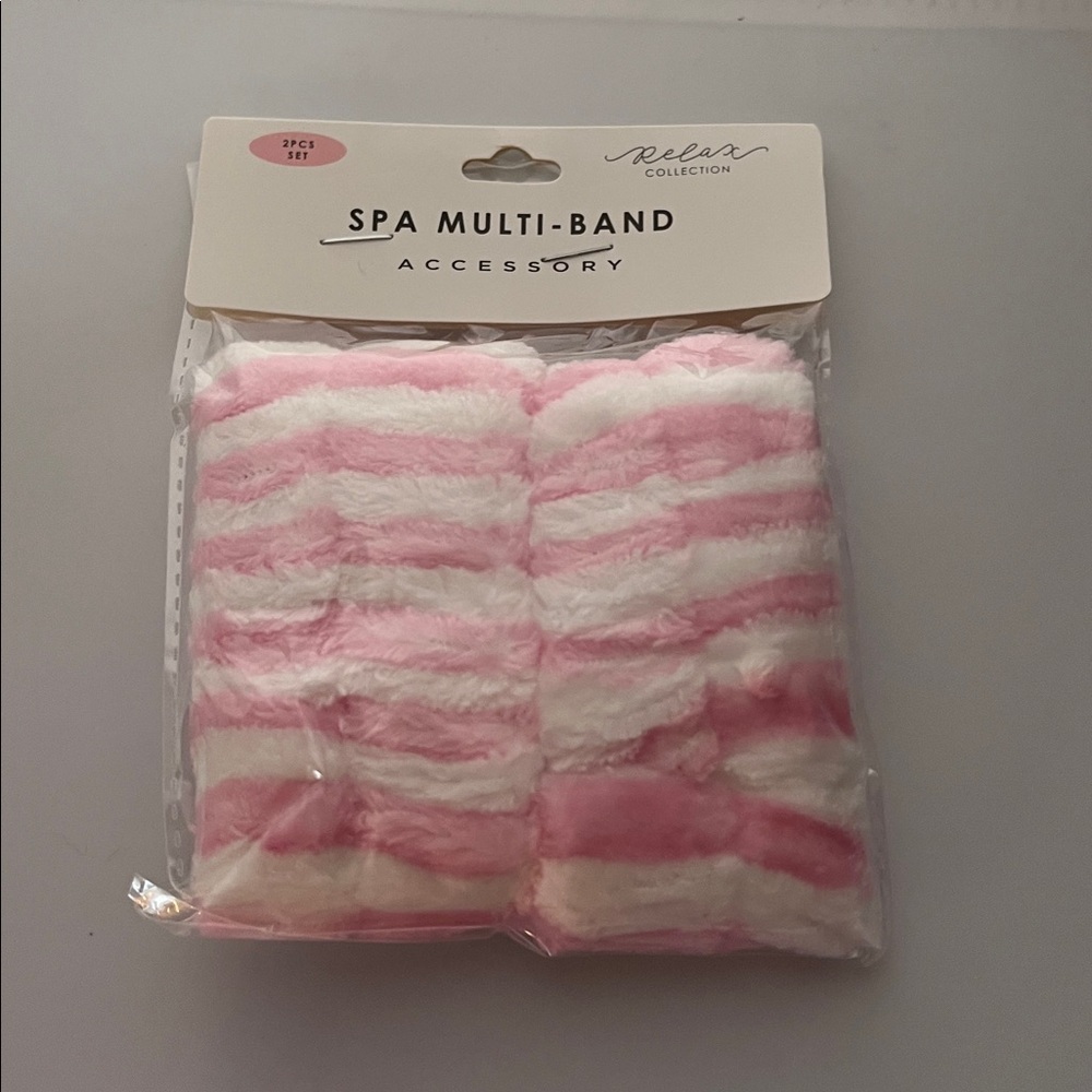 Daiso Pink and White Spa Multi-Band - Picture 3 of 5